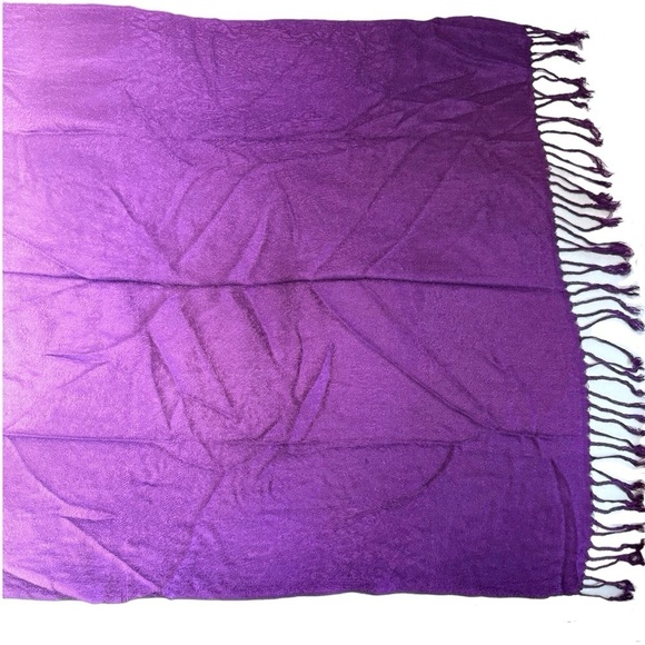 Pashmina Shawl Wrap Cashmere Silk Scarf in Purple/Lavender 26in x 75 in - Picture 5 of 16